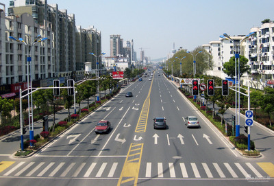 攸县纬八路、经三路、经五路、环湖路道路工程  一级市政道路  路幅60m